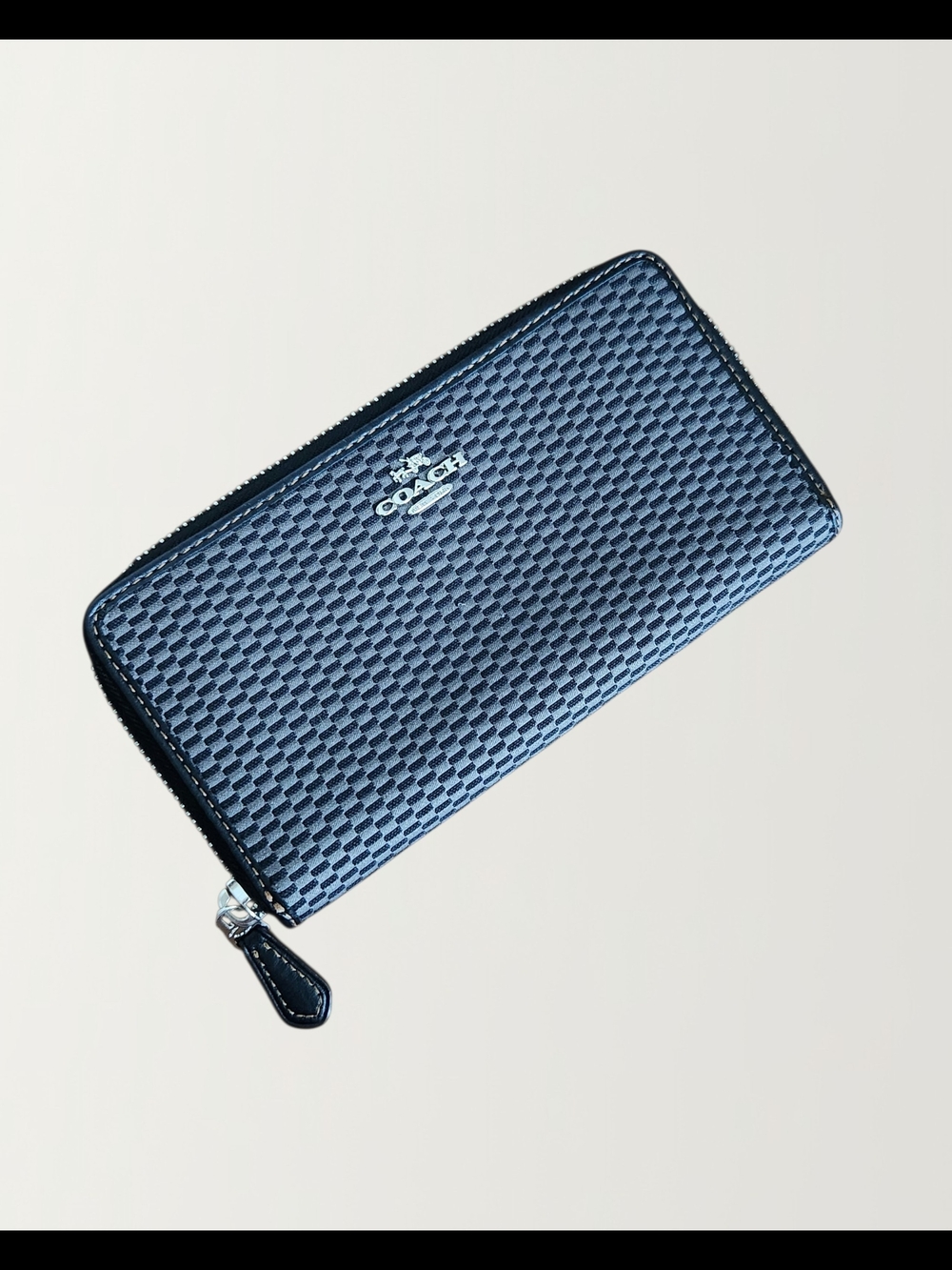 Coach Wallet Legacy Accordian Black & Grey Checkered Zip Around